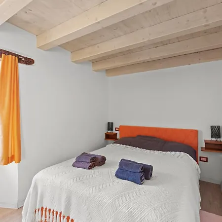 Casa In Centro - בית נופש ברטוניגלה