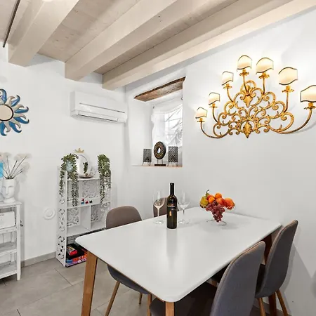 Prázdninový dům Casa In Centro -